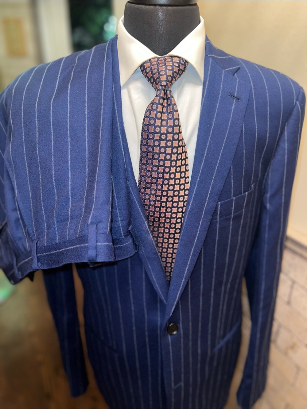 Custom Indochino Navy Chalk Pinstripe Navy Men's Suit 46L/36W/34L